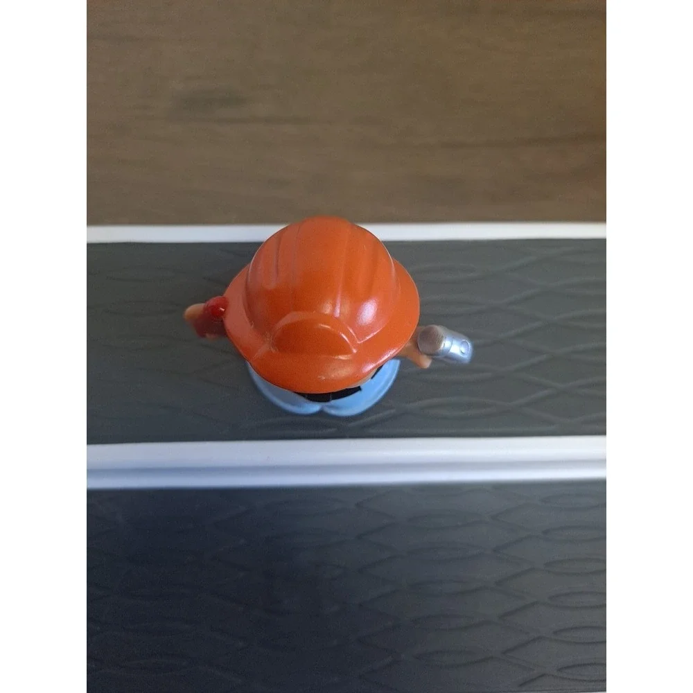 2001 Fisher Price Little People Girl Construction Worker Hardhat Flag Hammer‎